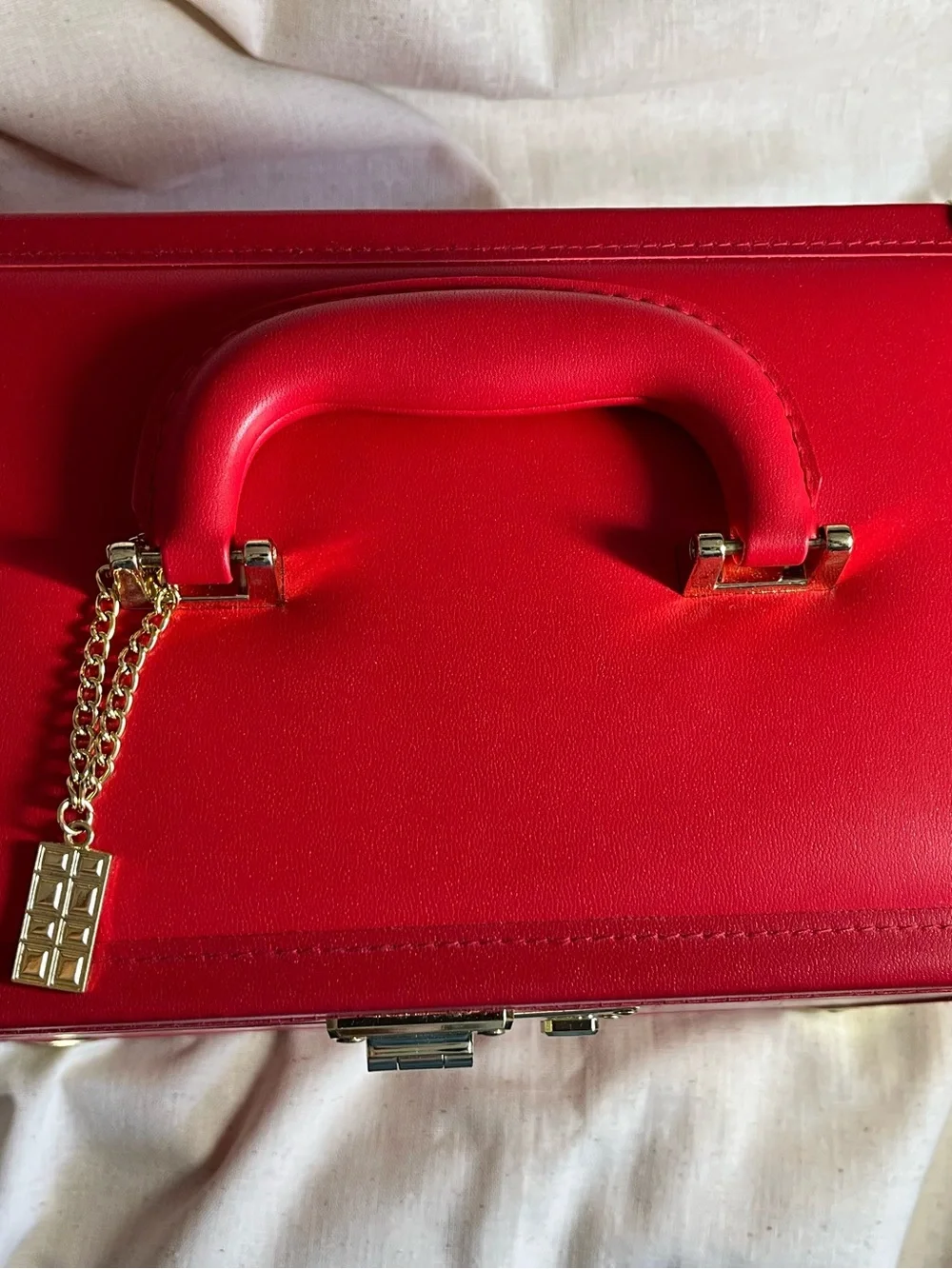 Elizabeth Arden Red Train Case/Carry on lux bag box Rare 1990s